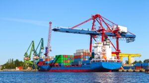 Hạ tầng Logistics Việt Nam 2025: Cuộc đua cảng biển nước sâu và cao tốc