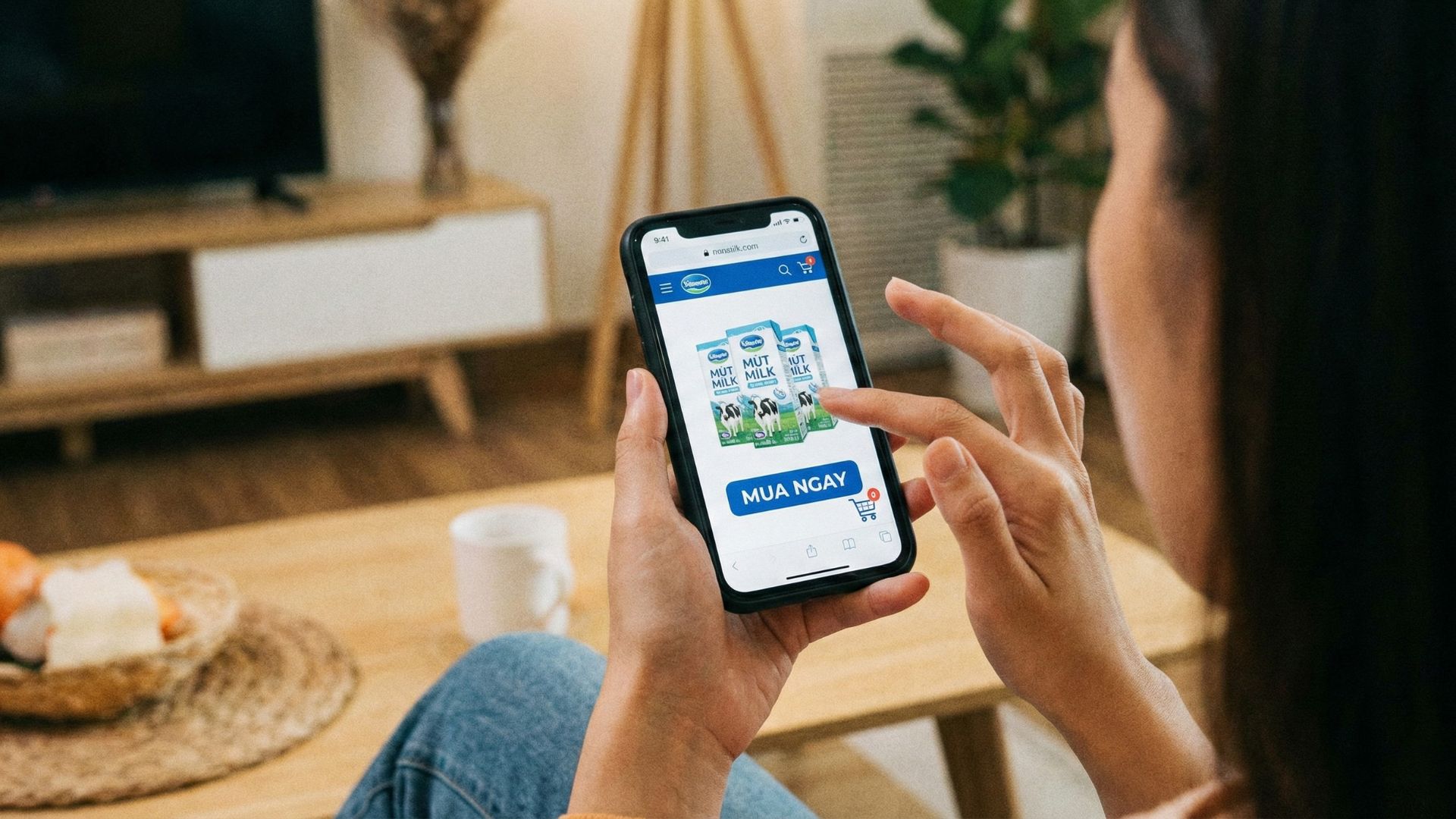 Xu hướng mua sữa online và cửa hàng tiện lợi của người tiêu dùng năm 2025