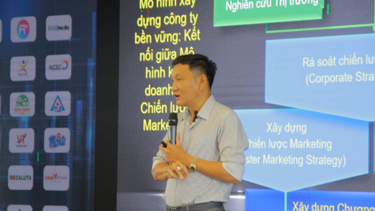 Chuyên gia Vương Thanh Long, ứng dụng Vertical AI vào kinh doanh