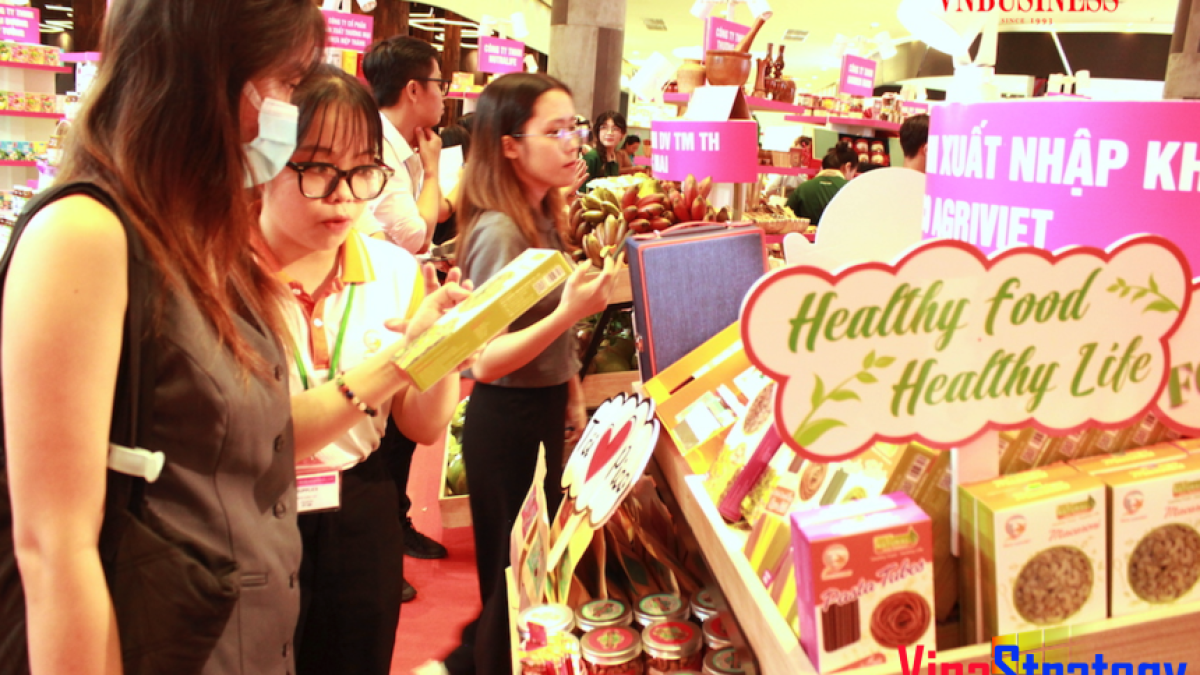 Báo cáo xu hướng và hành vi tiêu dùng 2025