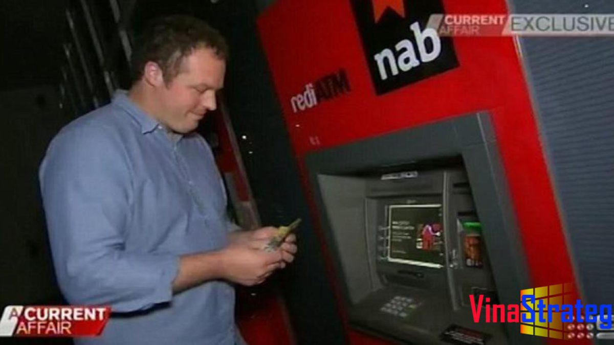 Câu chuyện Dan Saunders và vụ ATM Glitch với Ngân hàng NAB Úc