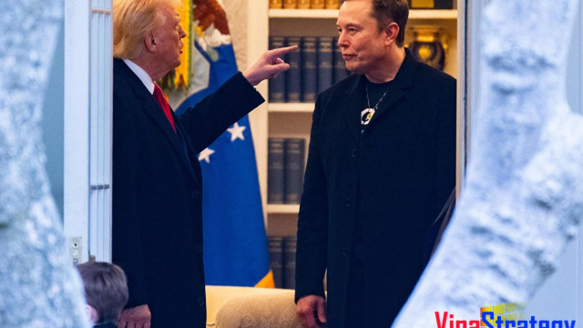 Khẩu chiến cực căng Elon Musk trách TT Trump bội ơn